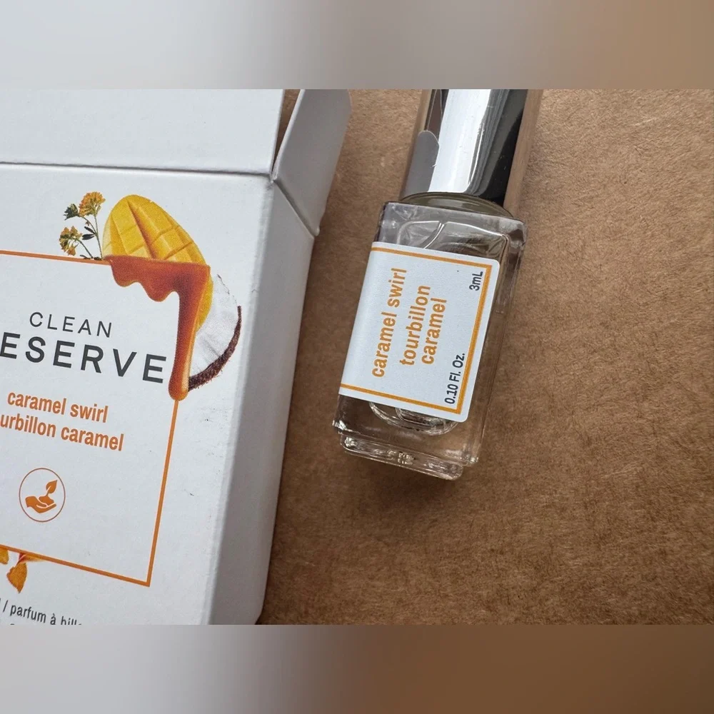 NWT CLEAN RESERVE  Caramel Swirl Eau de Parfum with Mango 3ml